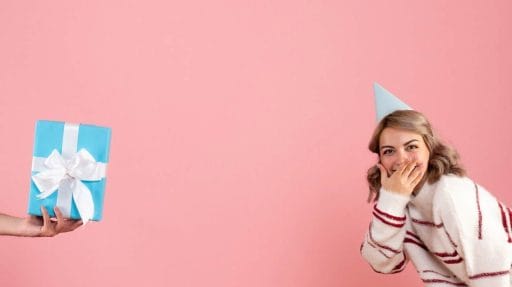 Urări de la mulți ani pentru Monica