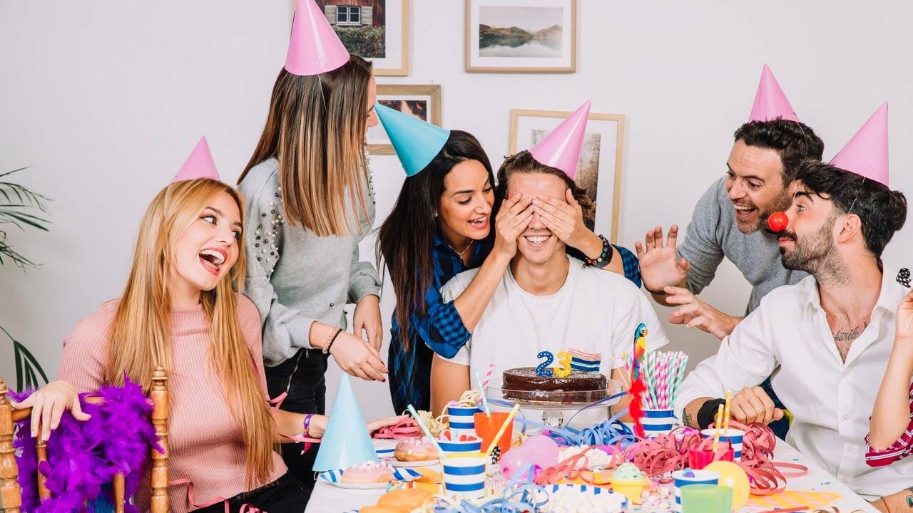 Urari de la multi ani pentru Damian